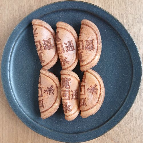香川県観音寺「うどん県いりこだ市発」讃岐白みそせんべい
