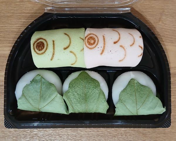 こどもの日★武蔵製菓の鯉・柏餅(成城石井)