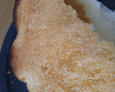 カルディ「食パンにぬって焼いたら」クイニーアマン