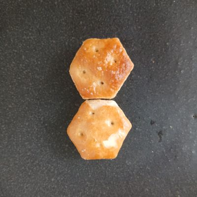 ロッテ★「パイの実」と「チョコを味わうパイの実」を比べてみた