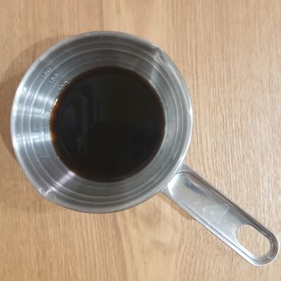 水を入れて混ぜるだけ「手づくりわらび餅」もっちもち新食感：コーヒーを使ってみた