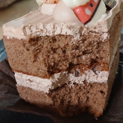 2025年クリスマスケーキはシャトレーゼのチョコレートケーキとルタオのチーズケーキ