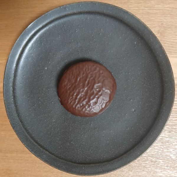 ロッテ「チョコパイ〈ほろ苦ダークカカオ〉×24個」をタメしました！モラタメ.net