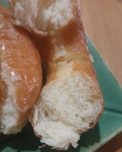 misdo★宇治抹茶ドーナツシリーズ「ドら抹茶 栗あん抹茶ホイップ」と定番「ハニーディップ」