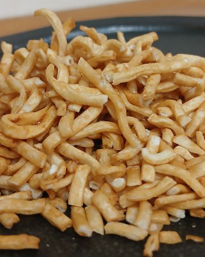 「不適切にもほどがある！ベビースターラーメン（純子の焼うどん味）48個セット」タメしました！モラタメ.net