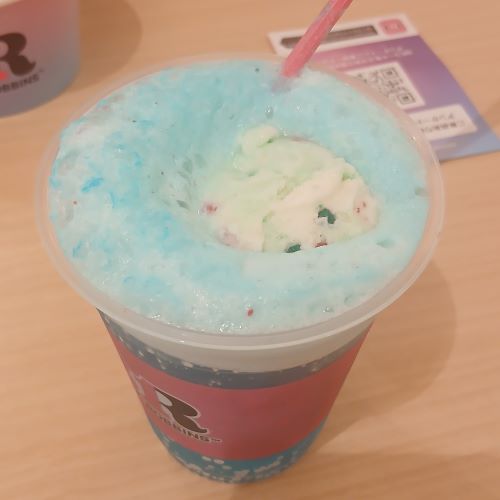 サーティワンアイスクリーム★ポッピンブルーソーダ＆トリプルポップ in イオンレイクタウン