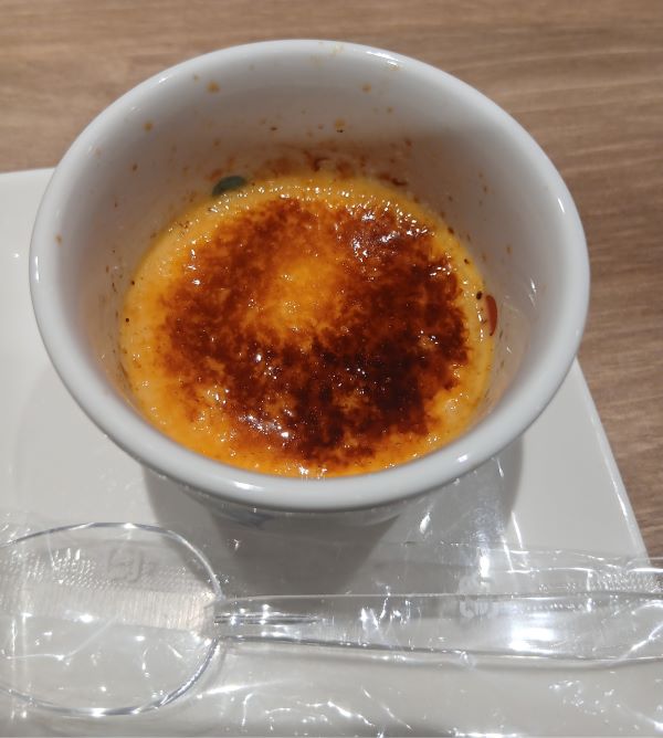 長崎発の回転寿司店「若竹丸 茅ケ崎店」の自家製クレームブリュレが美味しかった!