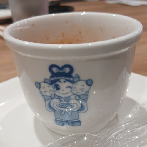 長崎発の回転寿司店「若竹丸 茅ケ崎店」の自家製クレームブリュレが美味しかった!