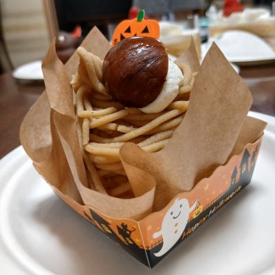 誕生日2026(51歳)★ケーキは「デセール洋菓子店」モンブランとタヌキケーキとショートケーキ