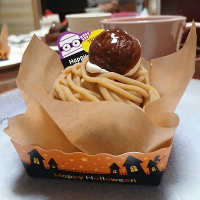 誕生日2026(51歳)★ケーキは「デセール洋菓子店」モンブランとタヌキケーキとショートケーキ