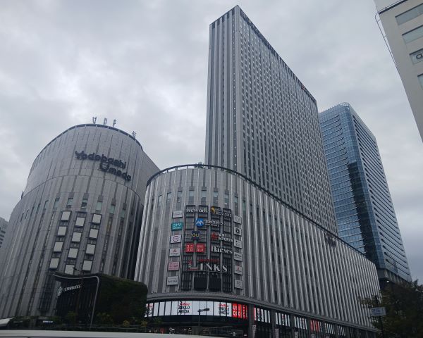 大阪旅行1泊2日★息子となんばグランド花月・道頓堀・U-35建築展へ!
